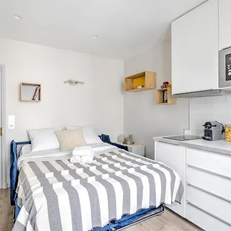 Bnbnook - Cozy 1br - Champ De Mars & Eiffel Tower Lejlighed *