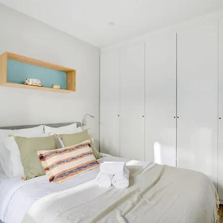 Bnbnook - Cozy 1br - Champ De Mars & Eiffel Tower *
